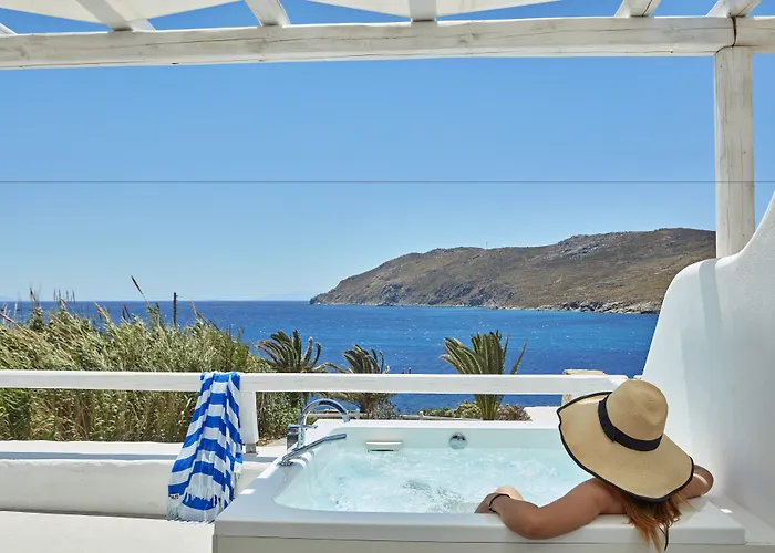 Archipelagos - Small Luxury Of The World Καλό Λιβάδι