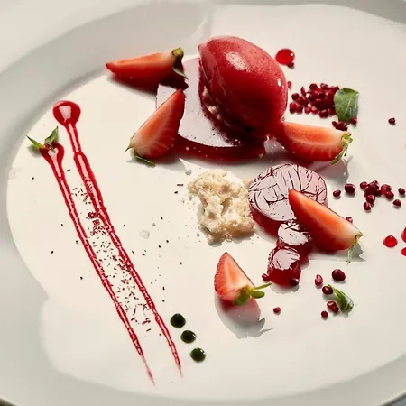 Archipelagos - Small Luxury Of The World カロ・リヴァディ